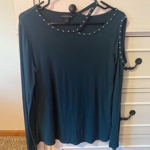 Rock & Republic green stud cold shoulder top size medium